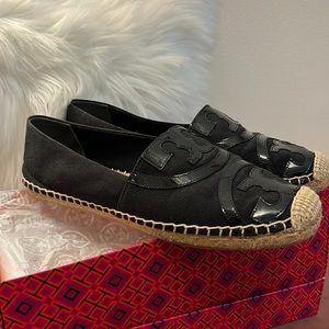 Tory Burch Espadrilles in black canvas, size 10.